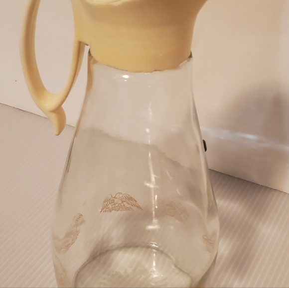 Vintage Log Cabin Syrup Dispenser Glass Eagle Pitcher Cottagecore Carafe MCM - Picture 2 of 10